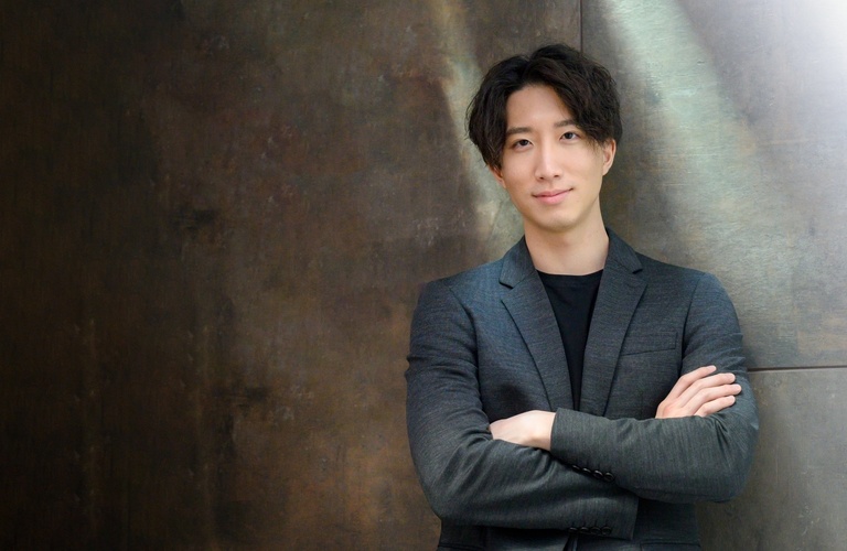 20代の方の若い感性に合うスーツの仕立てに対応 | 台東区のオーダースーツならAuba Jaconelli